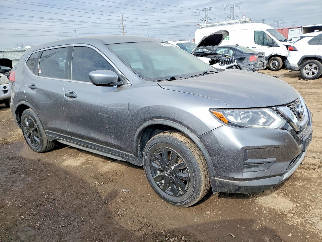 2017 Nissan Rogue S - Фото 4