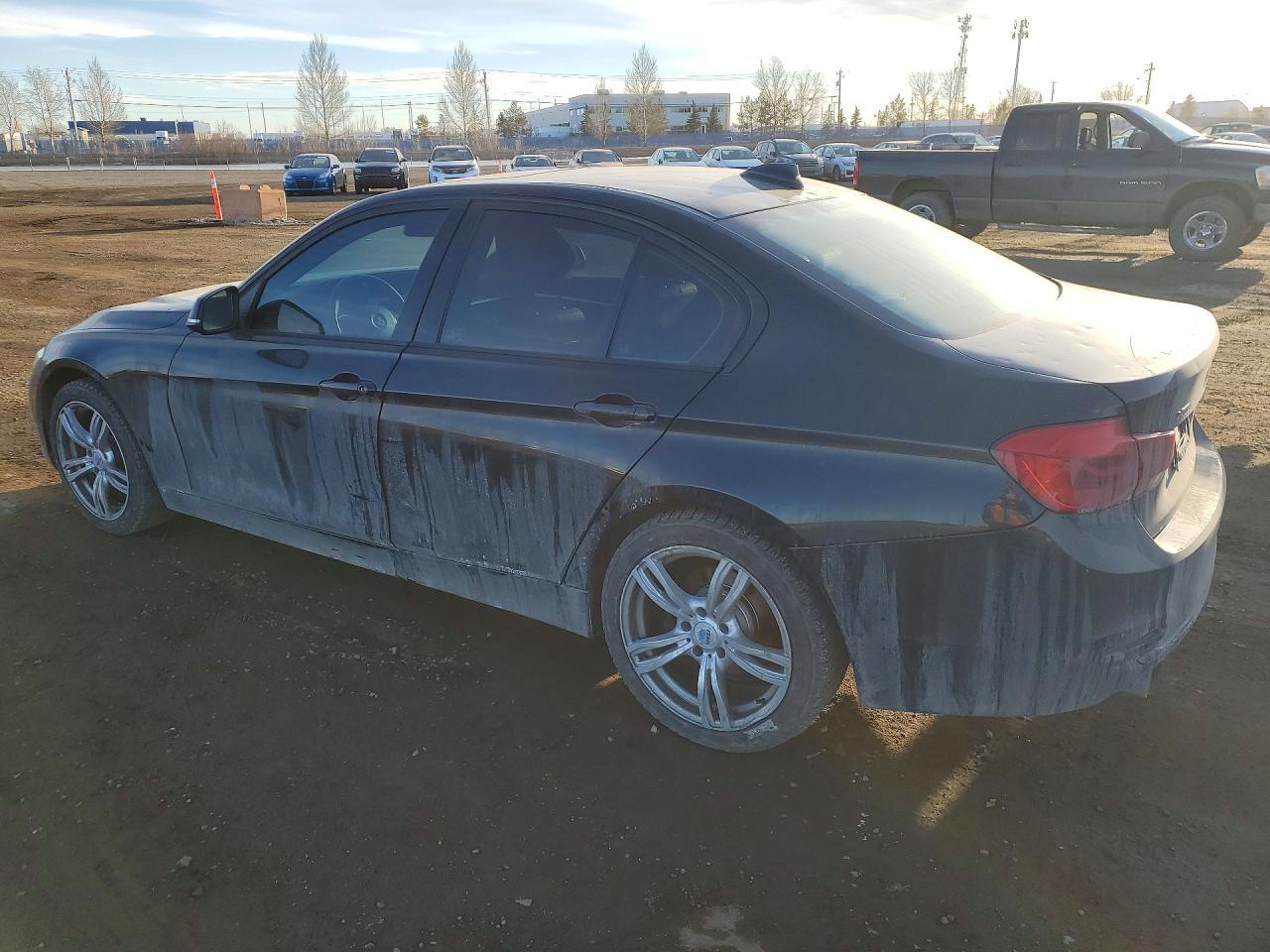 2018 BMW 330 Xi - Image 2