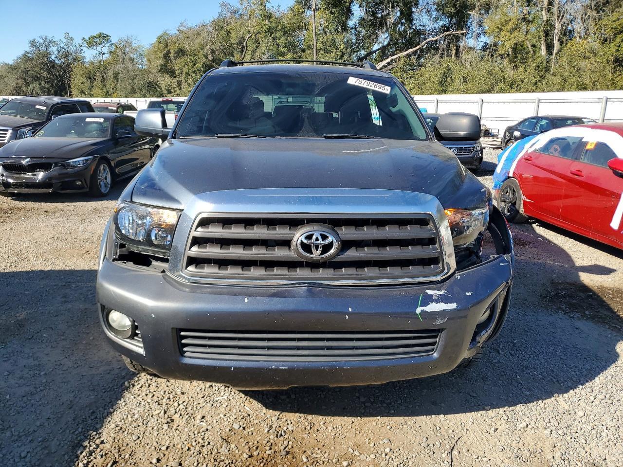 2008 Toyota Sequoia Sr5 - Image 5