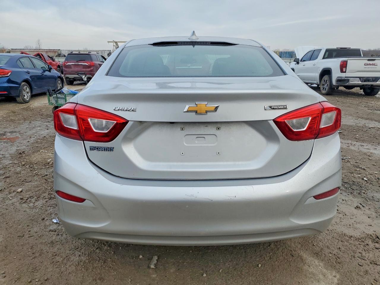 2017 Chevrolet Cruze Premier - Фото 6