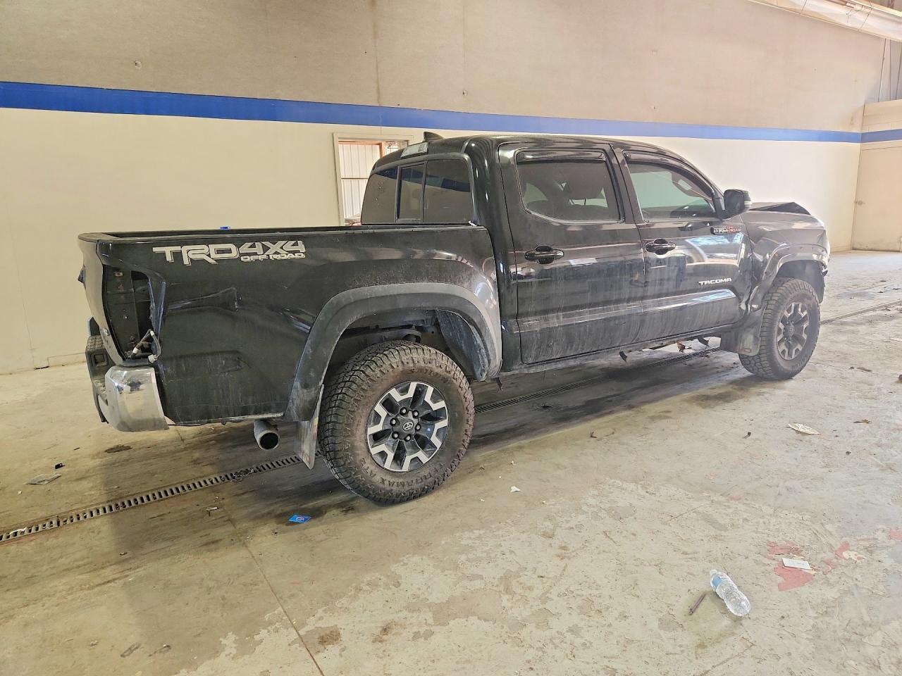 2016 Toyota Tacoma Double Cab - Image 3