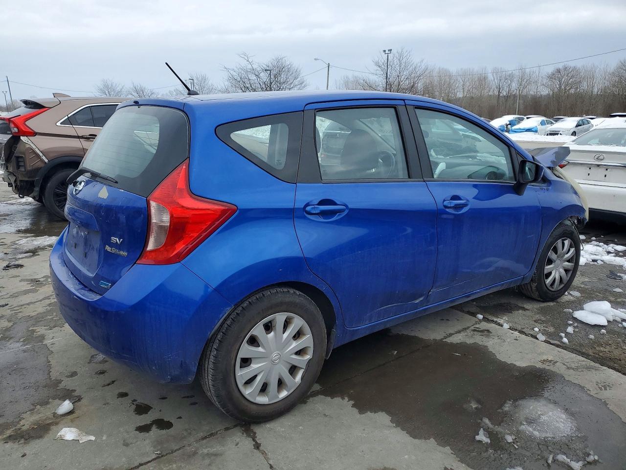2015 Nissan Versa Note S - Image 3