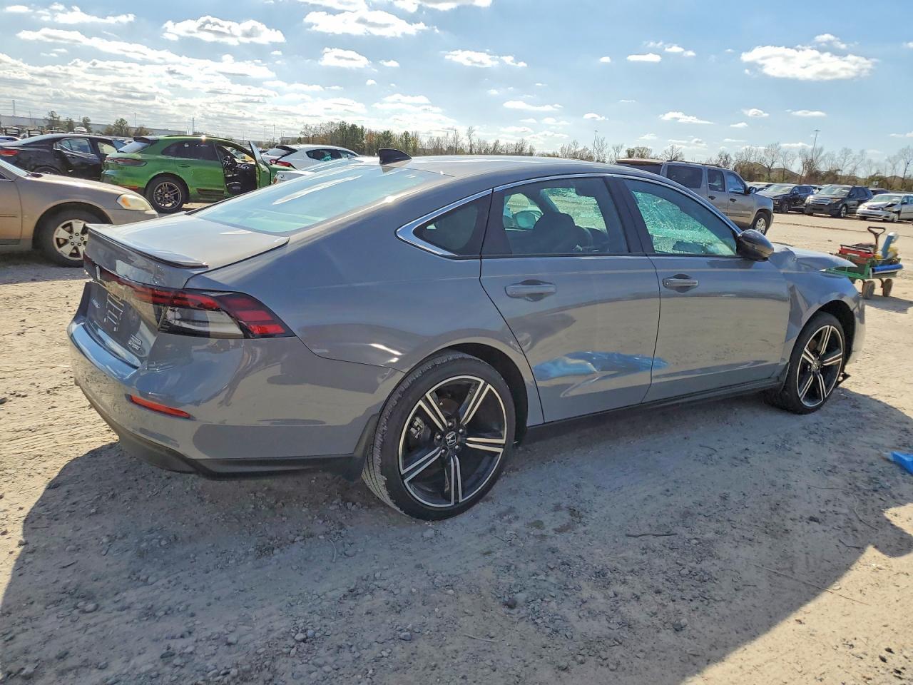 2025 Honda Accord Hybrid Sport - Image 3