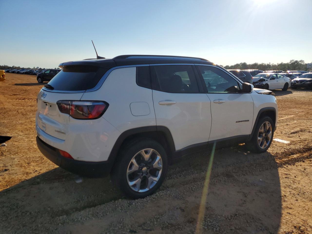 2018 Jeep Compass Limited - Image 3