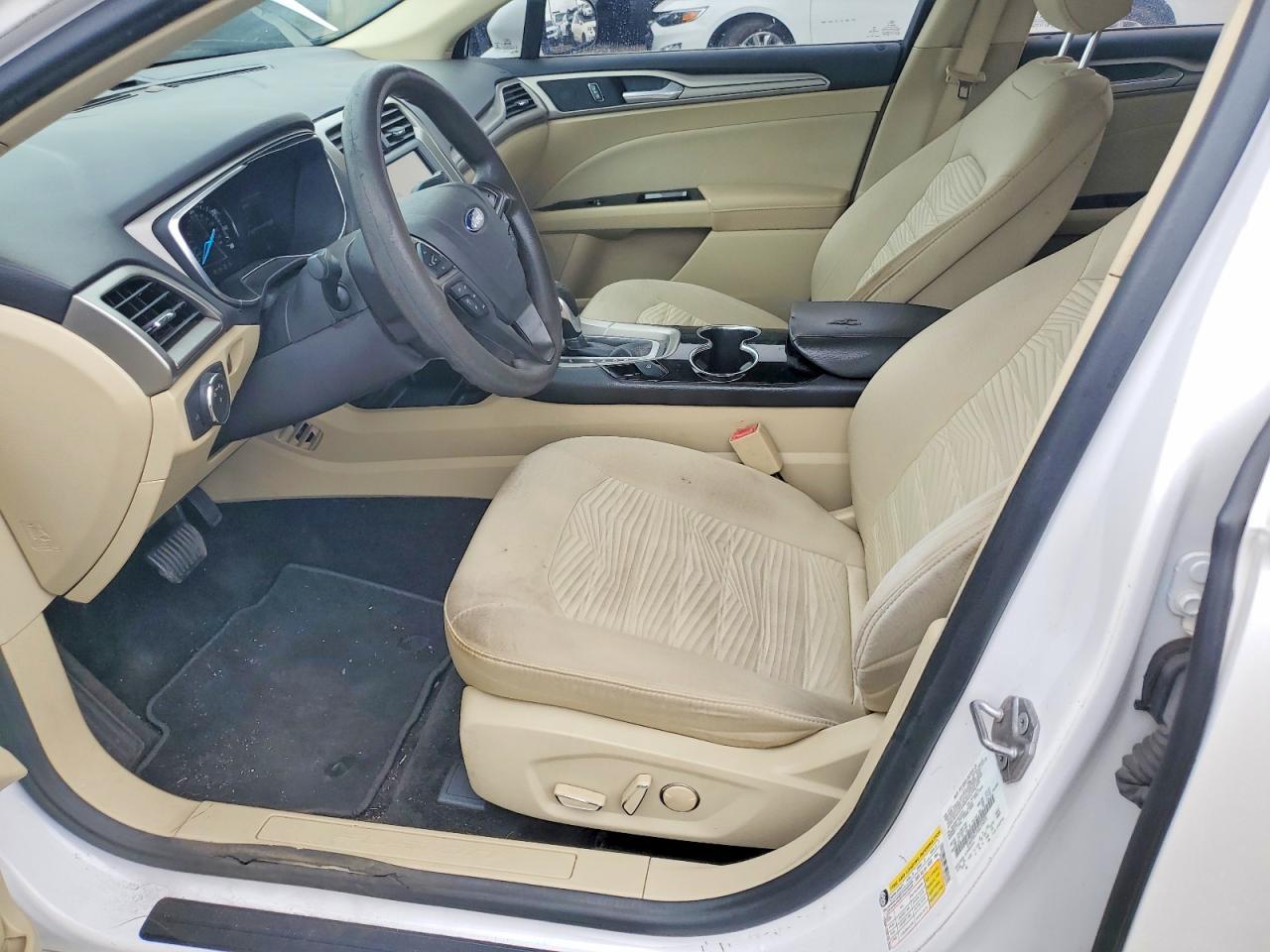2016 Ford Fusion Se - Фото 7
