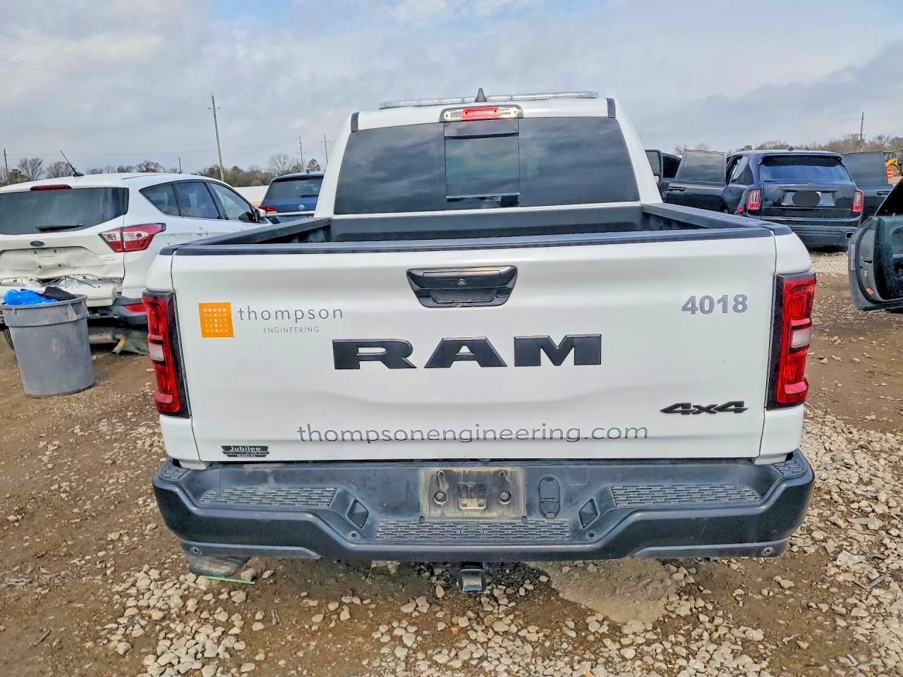 2025 Ram 1500 Tradesman - Фото 6