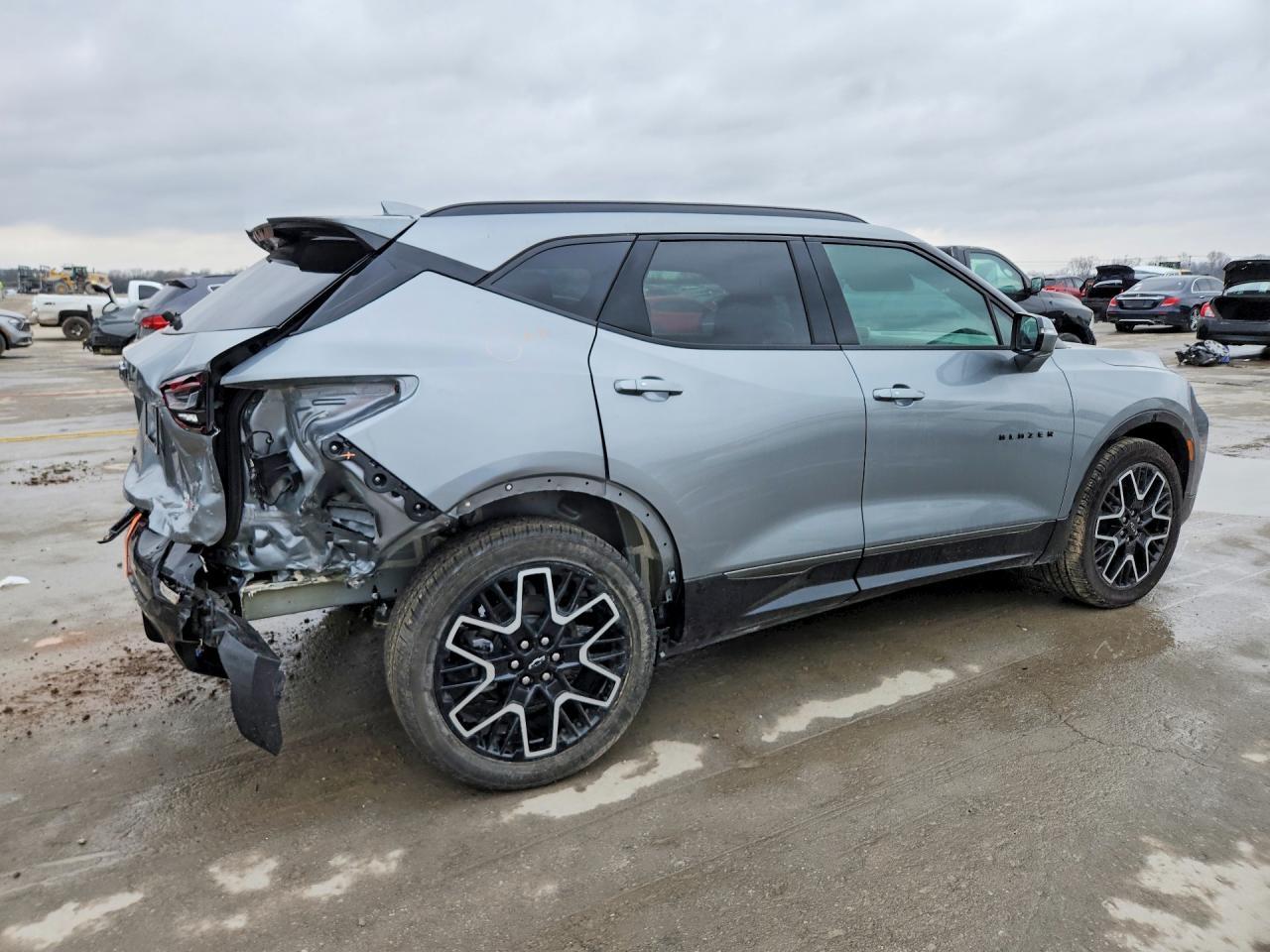 2025 Chevrolet Blazer Rs - Image 3
