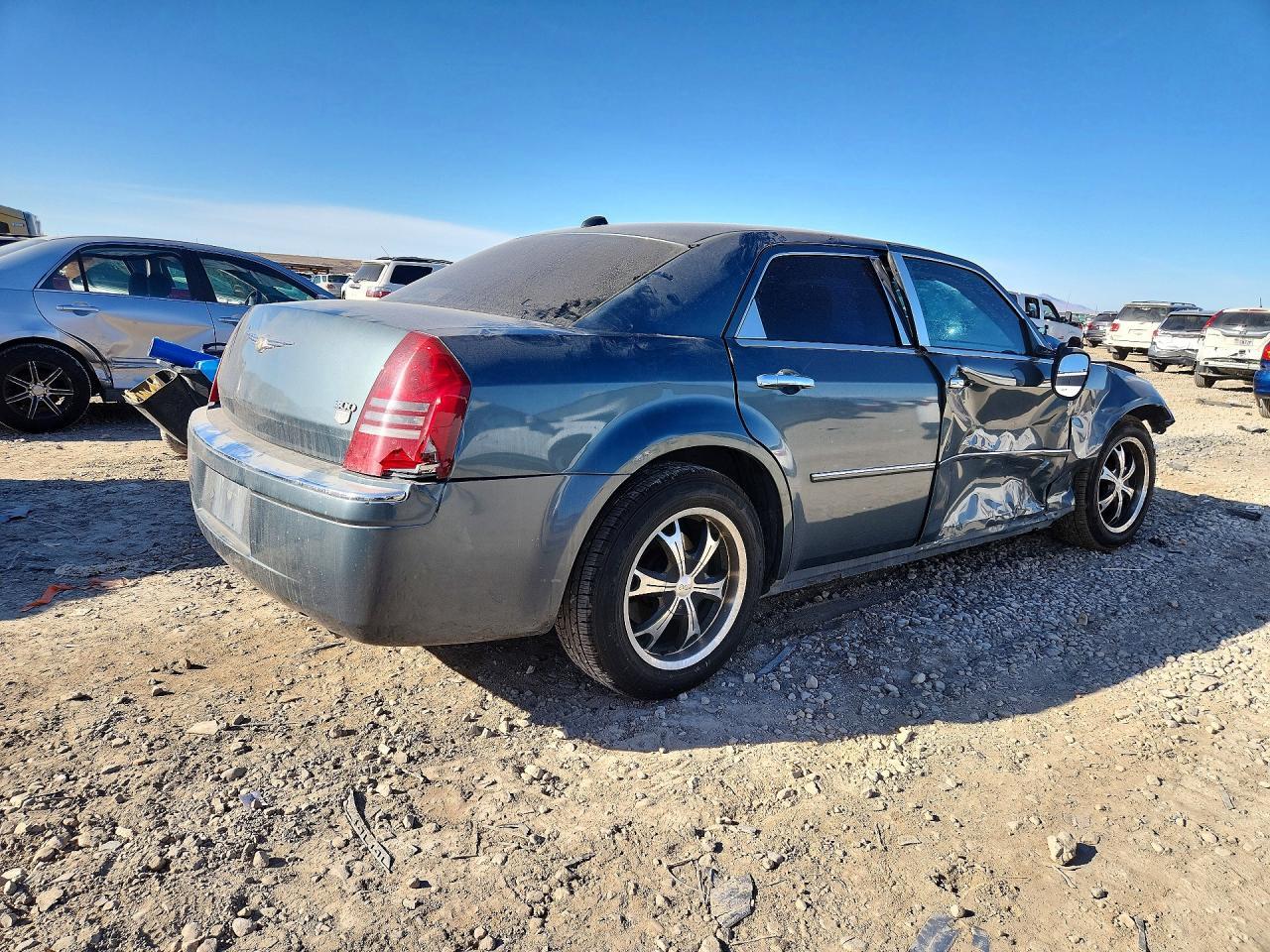 2005 Chrysler 300C - Фото 3