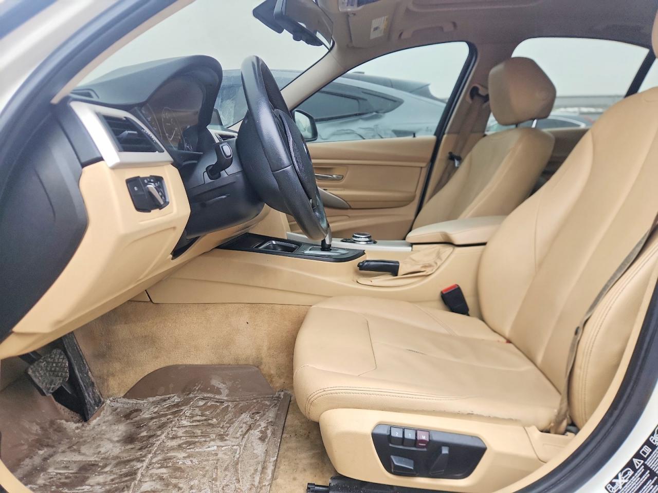 2014 BMW 320 I xDrive - Фото 7