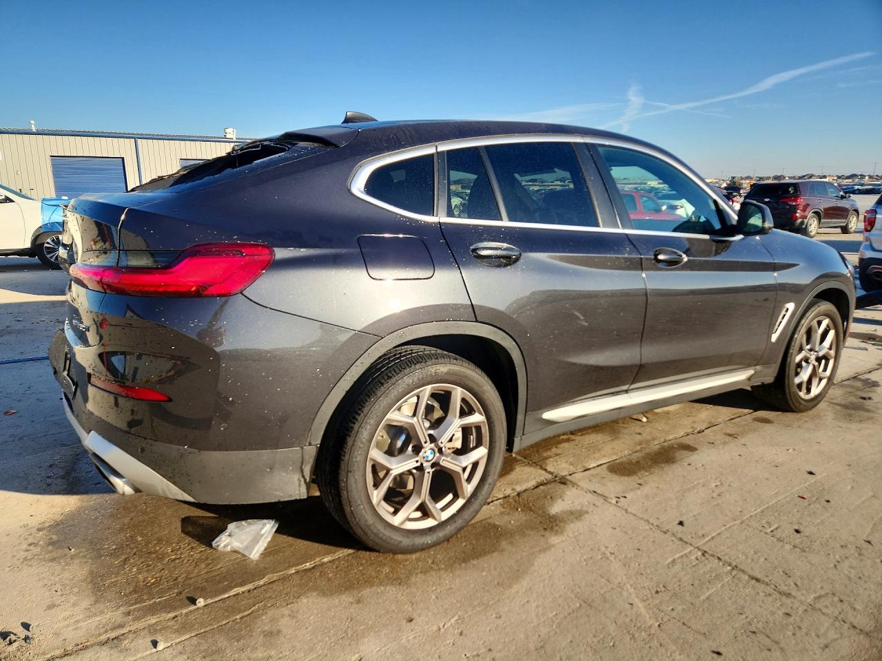 2023 BMW X4 xDrive30I - Image 3