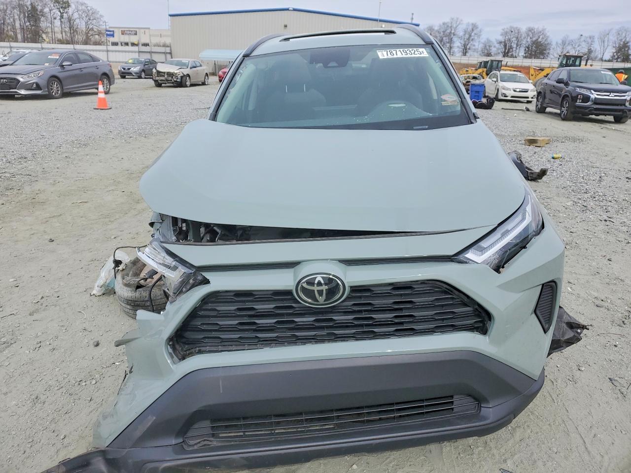 2023 Toyota Rav4 Xle - Image 5
