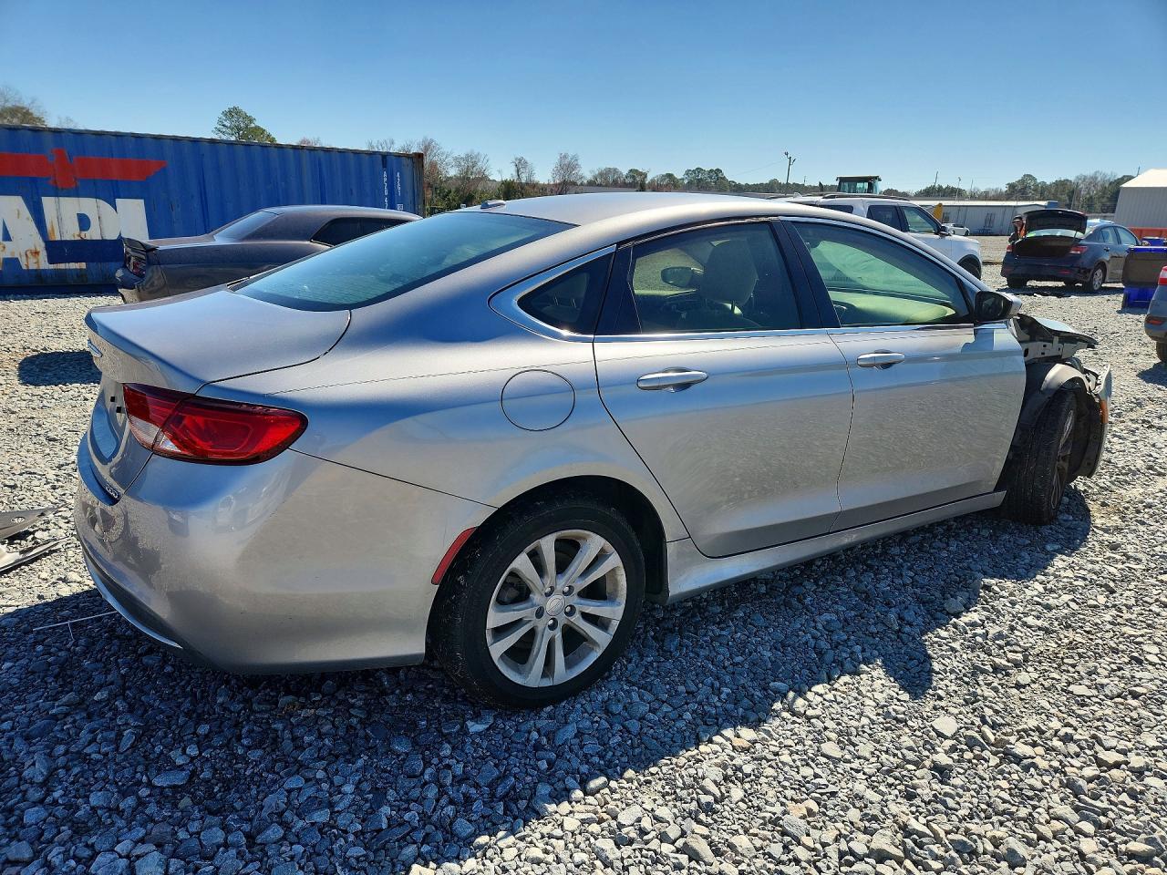 2016 Chrysler 200 Limited - Image 3