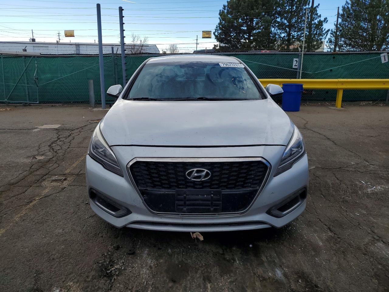 2016 Hyundai Sonata Hybrid Se - Image 5
