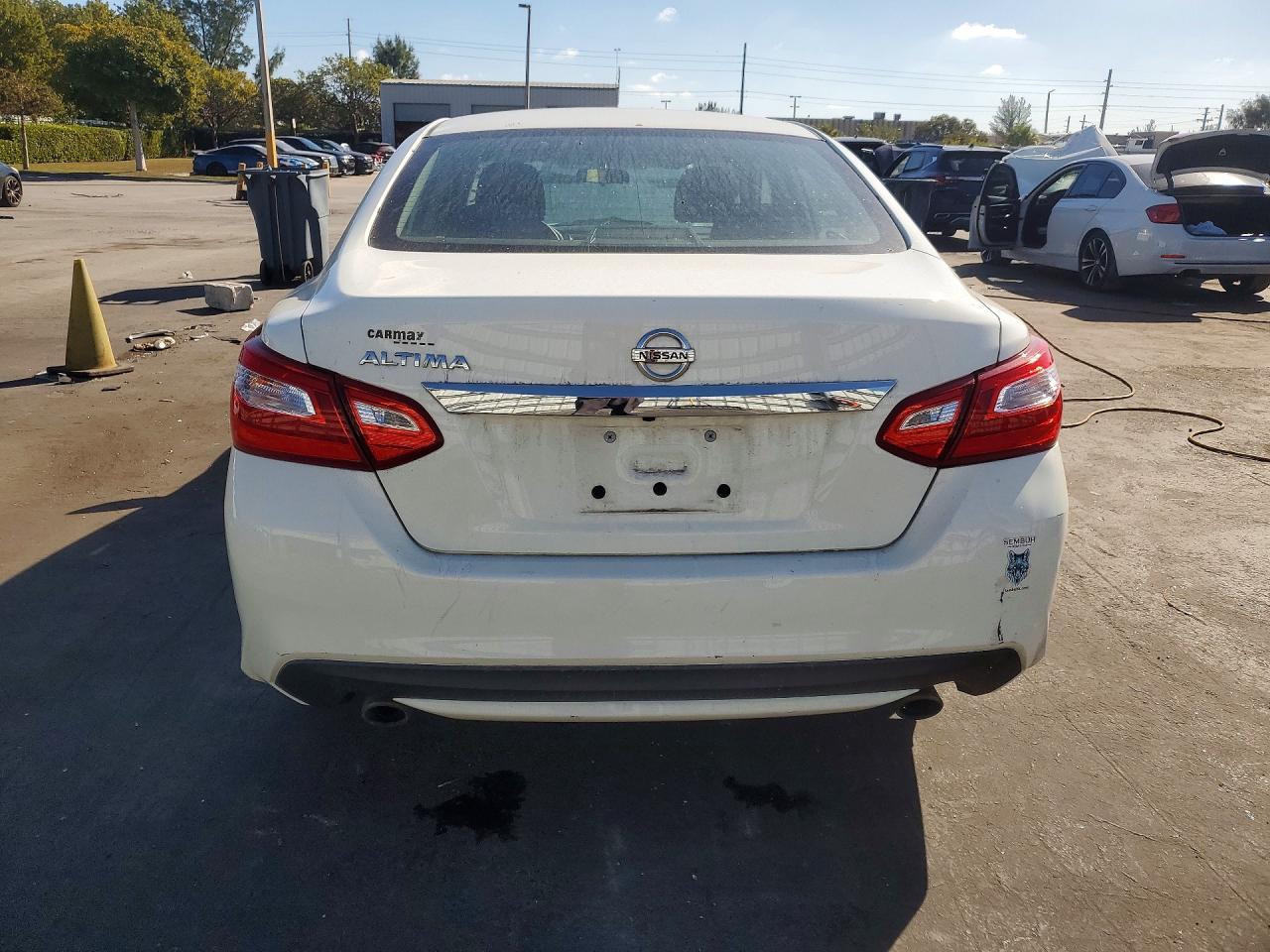 2017 Nissan Altima 2.5 S - Фото 6