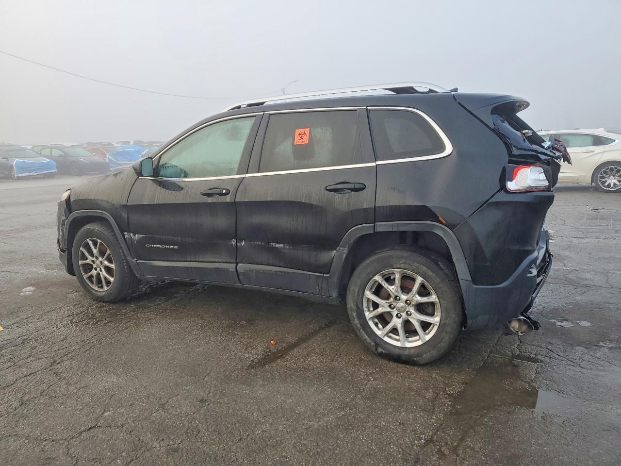 2016 Jeep Cherokee Latitude - Фото 2
