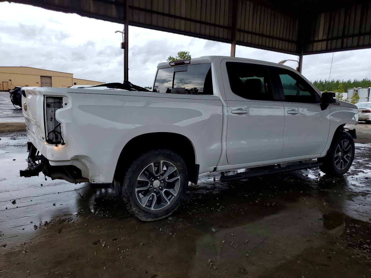 2023 Chevrolet Silverado K1500 Lt - Image 3