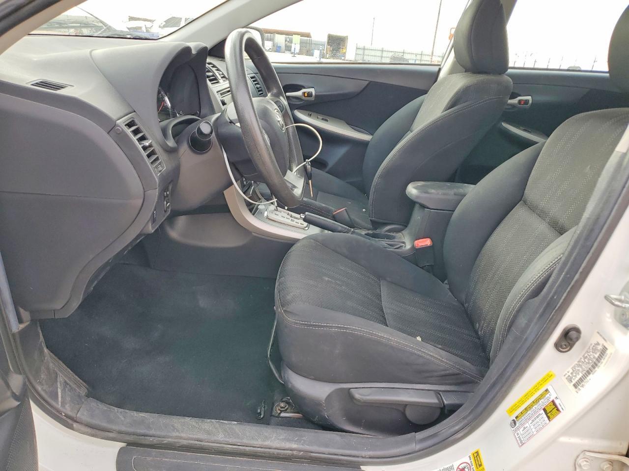 2013 Toyota Corolla - Фото 7