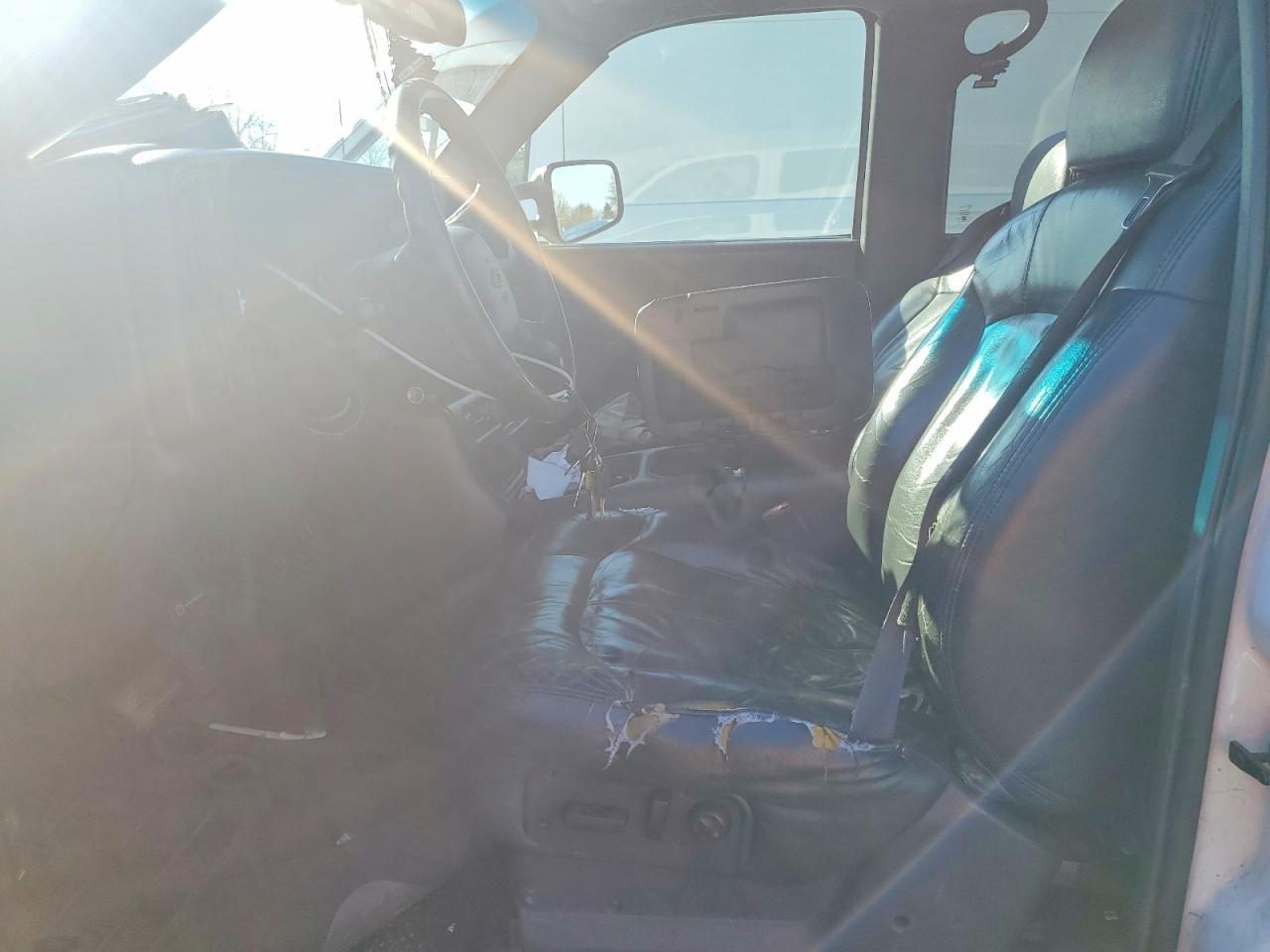 2002 Chevrolet Silverado K3500 - Фото 7