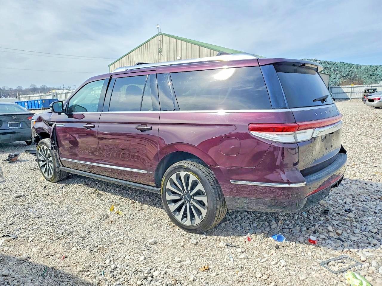 2023 Lincoln Navigator L Reserve - Фото 2