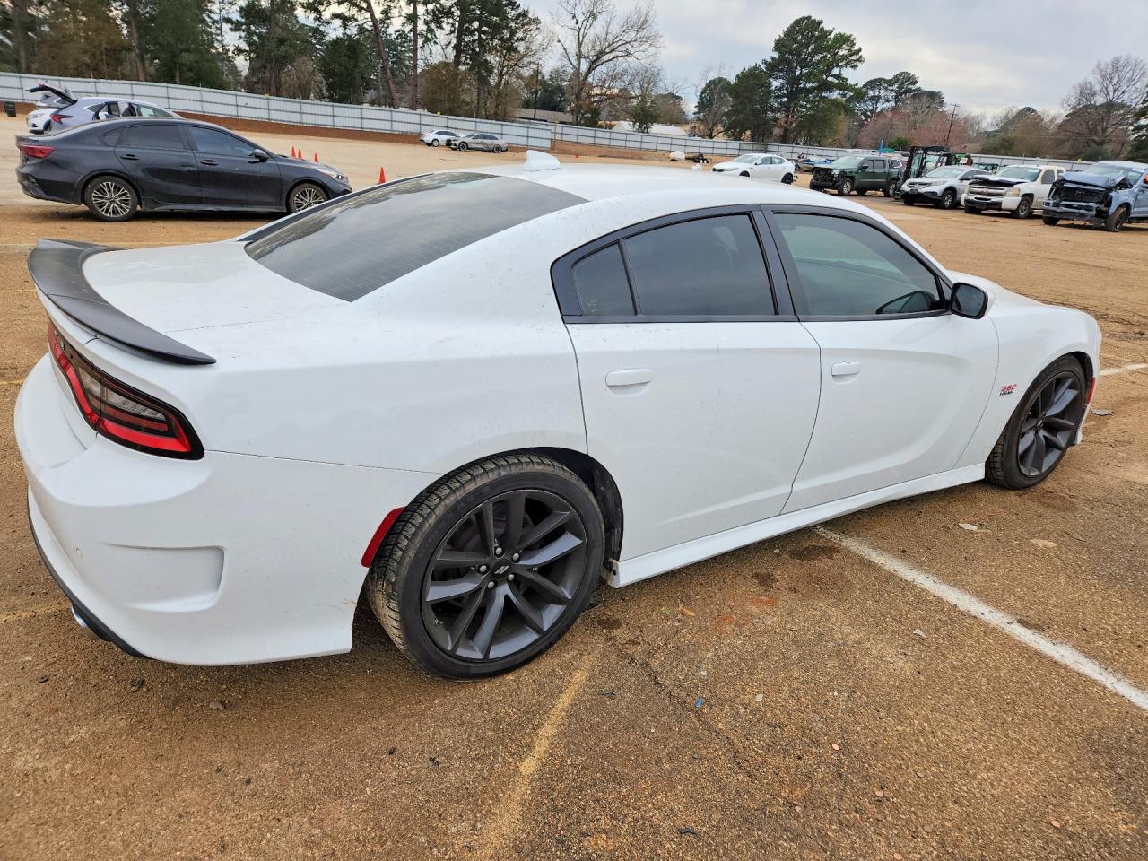 2019 Dodge Charger Scat Pack - Image 3