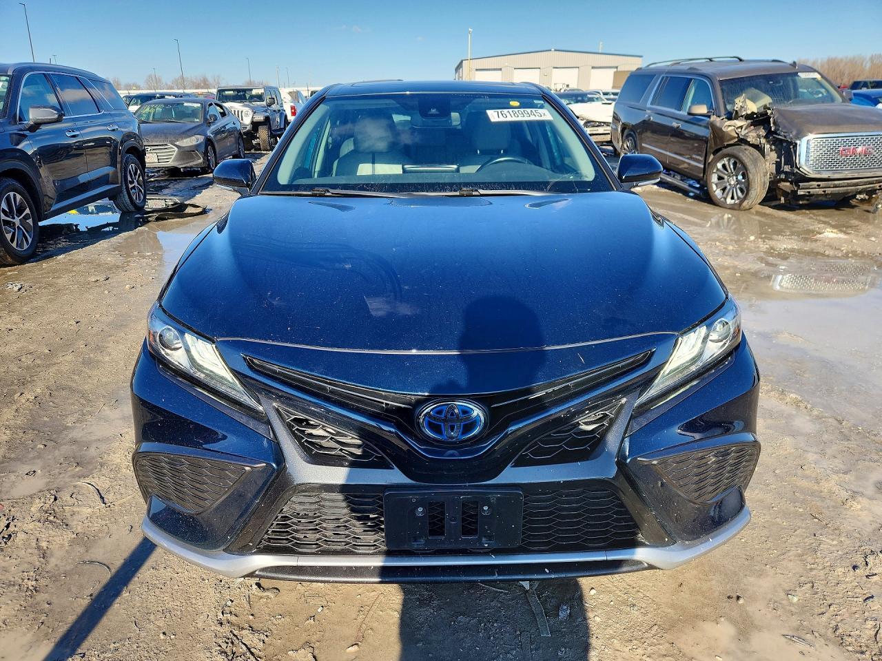 2021 Toyota Camry Xse - Фото 5