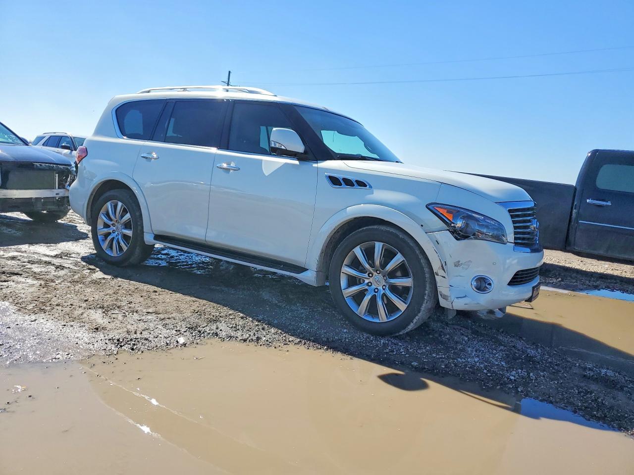 2012 Infiniti Qx56 - Image 4