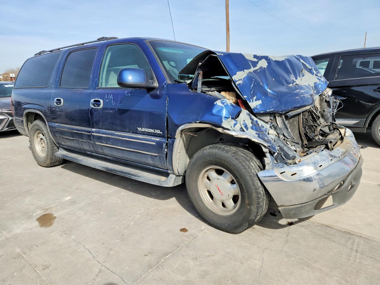 2002 GMC Yukon Xl C1500 - Фото 4