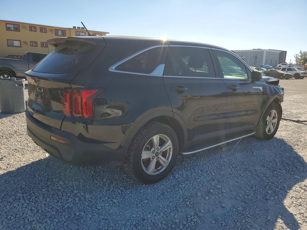 2023 Kia Sorento Lx - Фото 3
