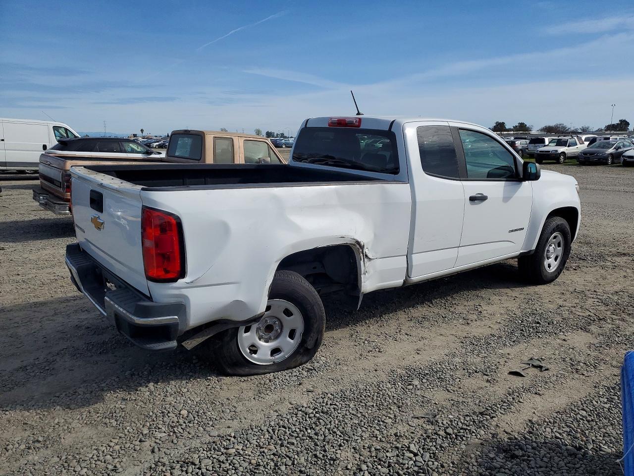 2020 Chevrolet Colorado - Фото 3