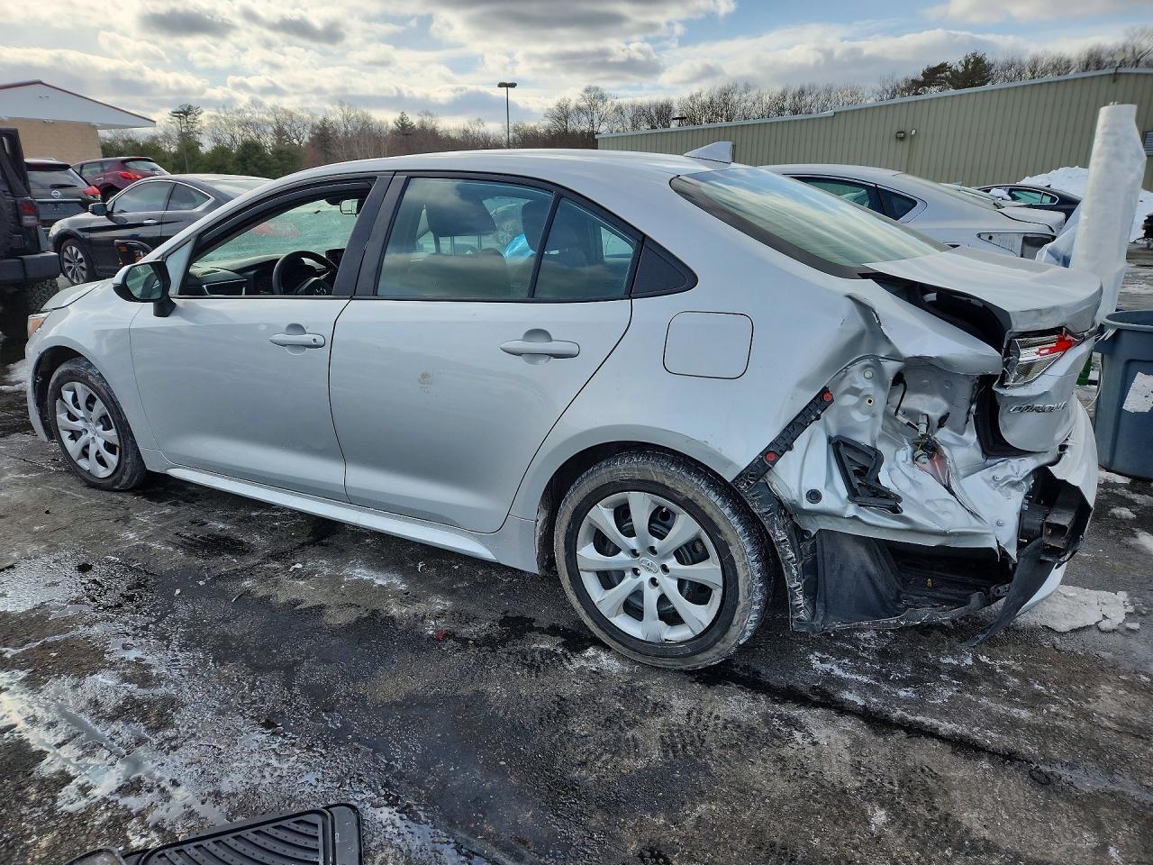 2022 Toyota Corolla Le - Фото 2