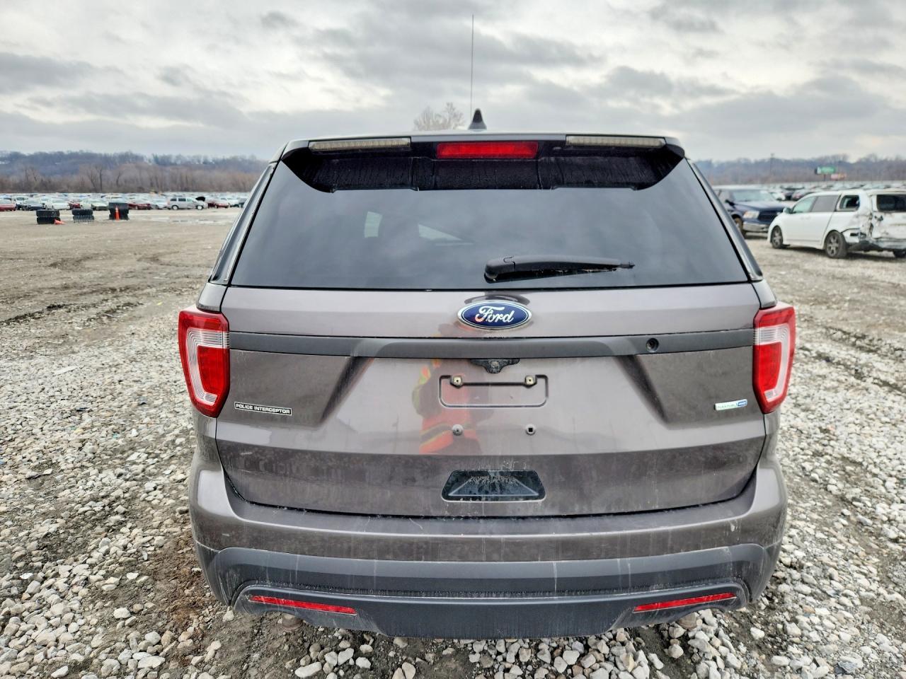 2017 Ford Explorer Police Interceptor - Image 6