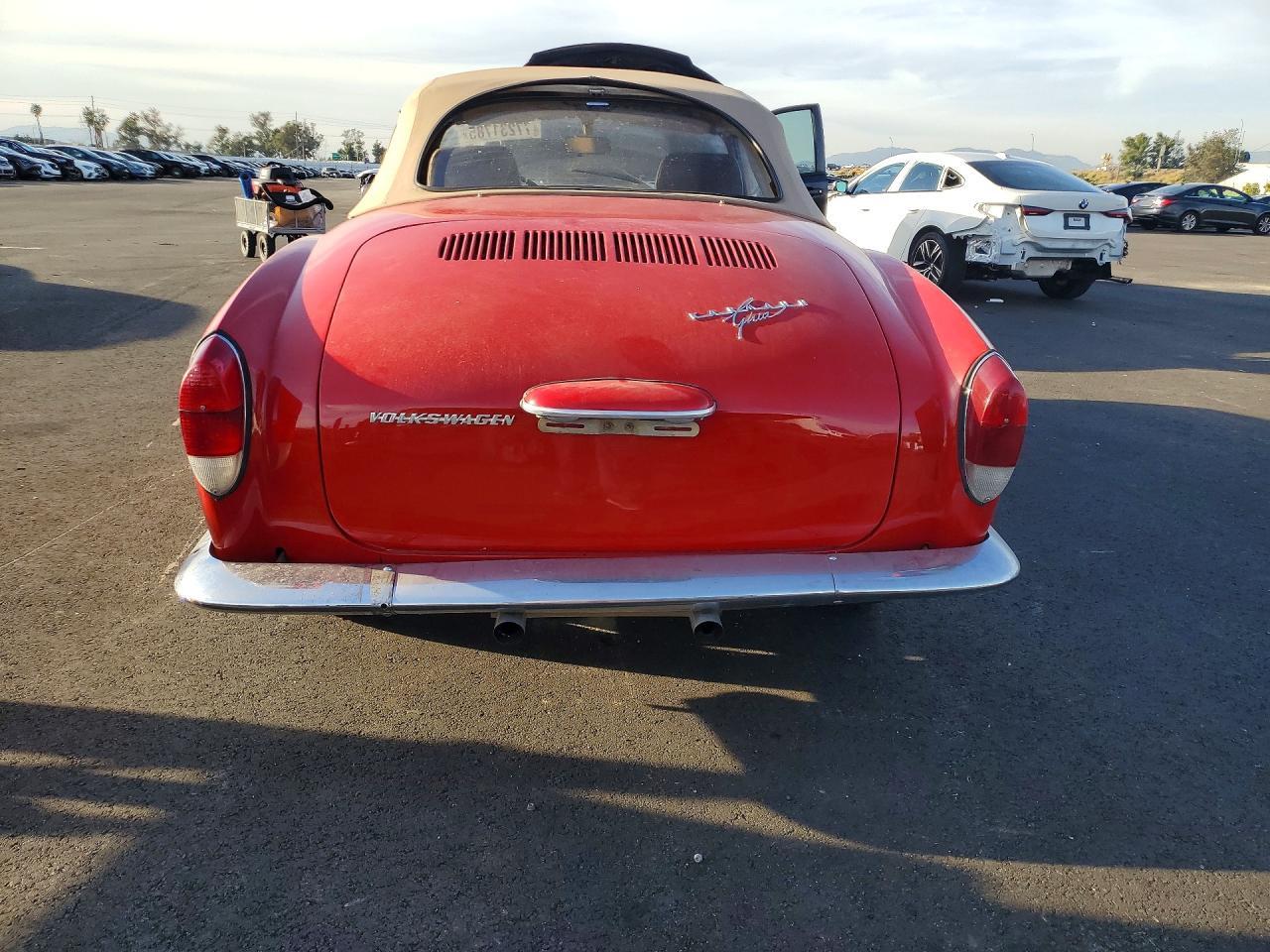 1970 Volkswagen Karmanghia - Фото 6