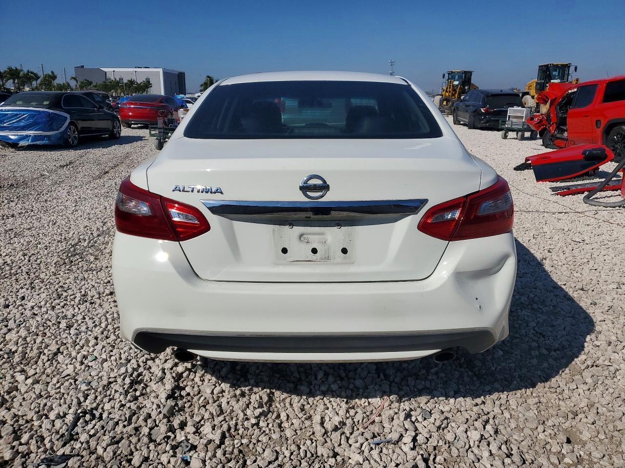 2018 Nissan Altima 2.5 S - Image 6