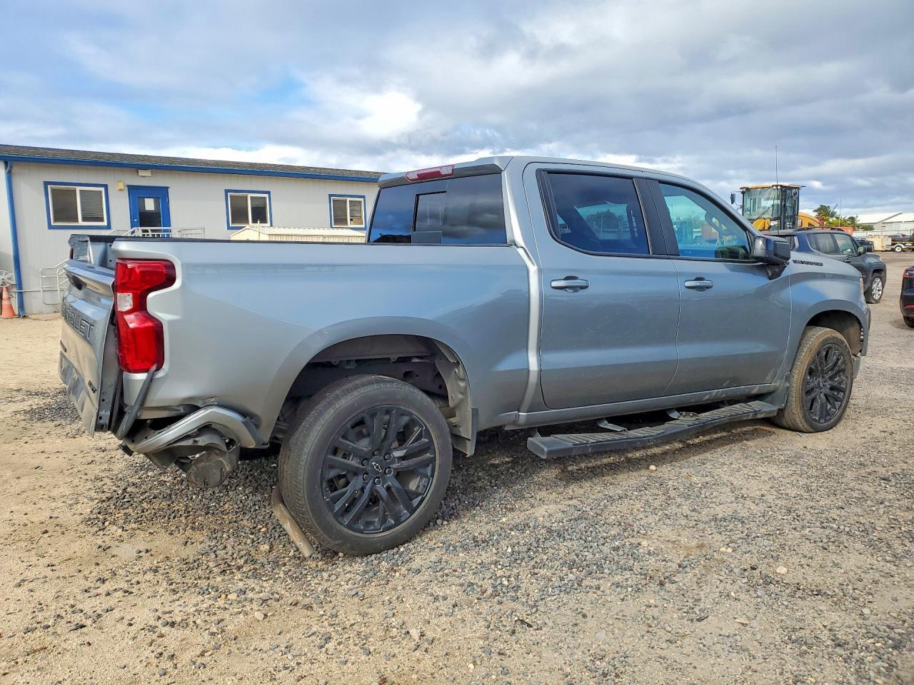 2023 Chevrolet Silverado 1500 Rst - Фото 3