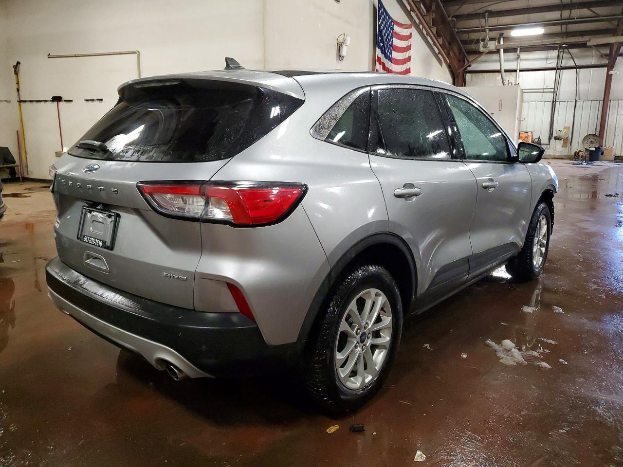 2022 Ford Escape Se - Image 3