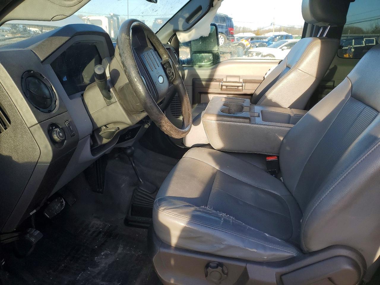 2016 Ford F250 Super Duty - Image 7