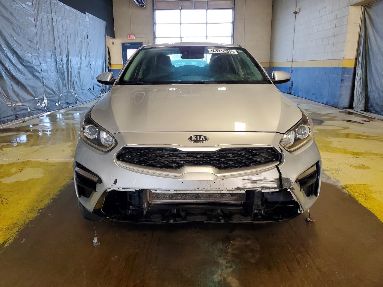 2019 Kia Forte Lxs - Фото 5
