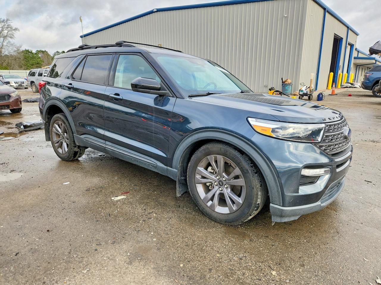 2022 Ford Explorer Xlt - Image 4