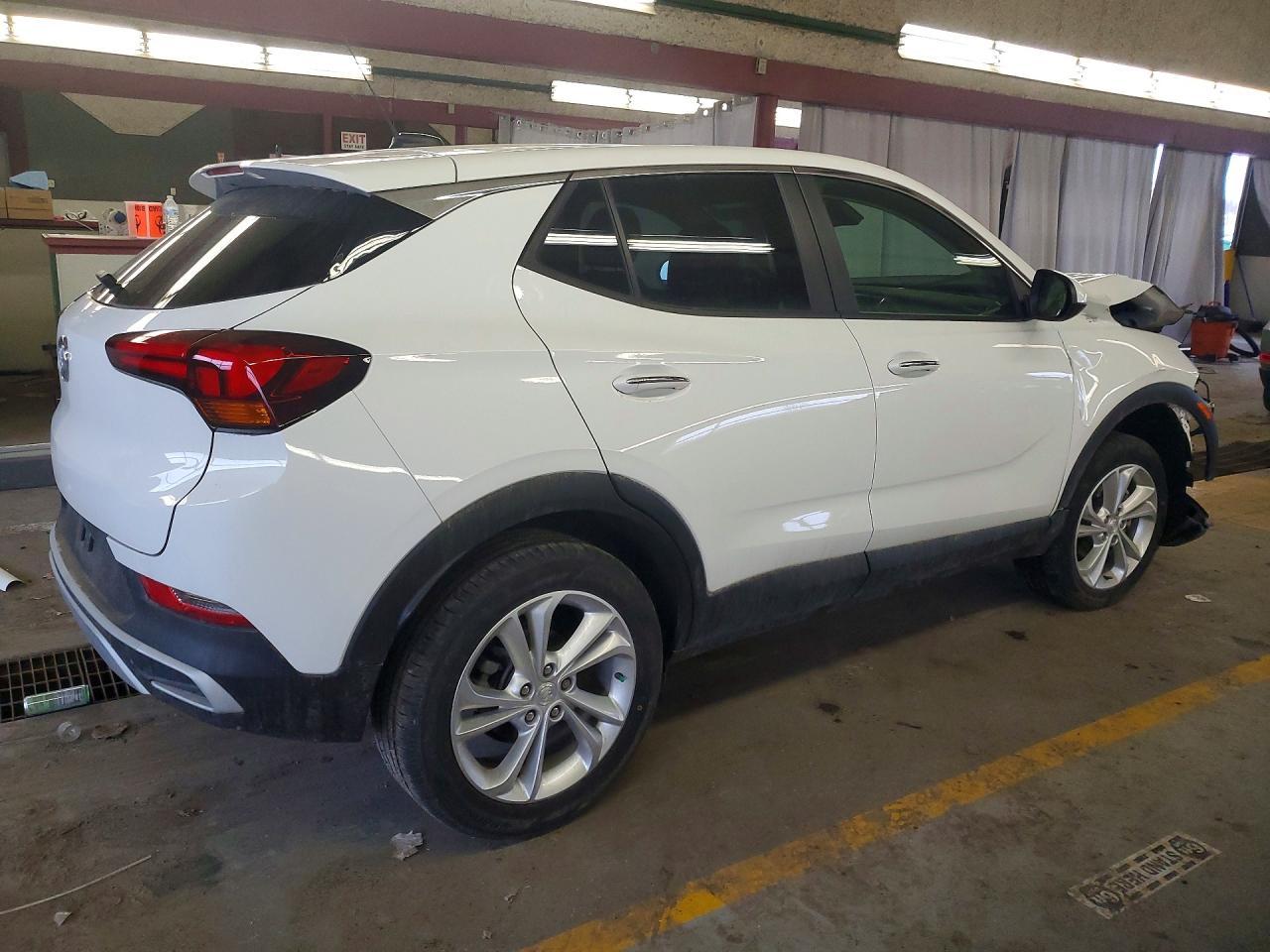 2022 Buick Encore Gx Preferred - Фото 3