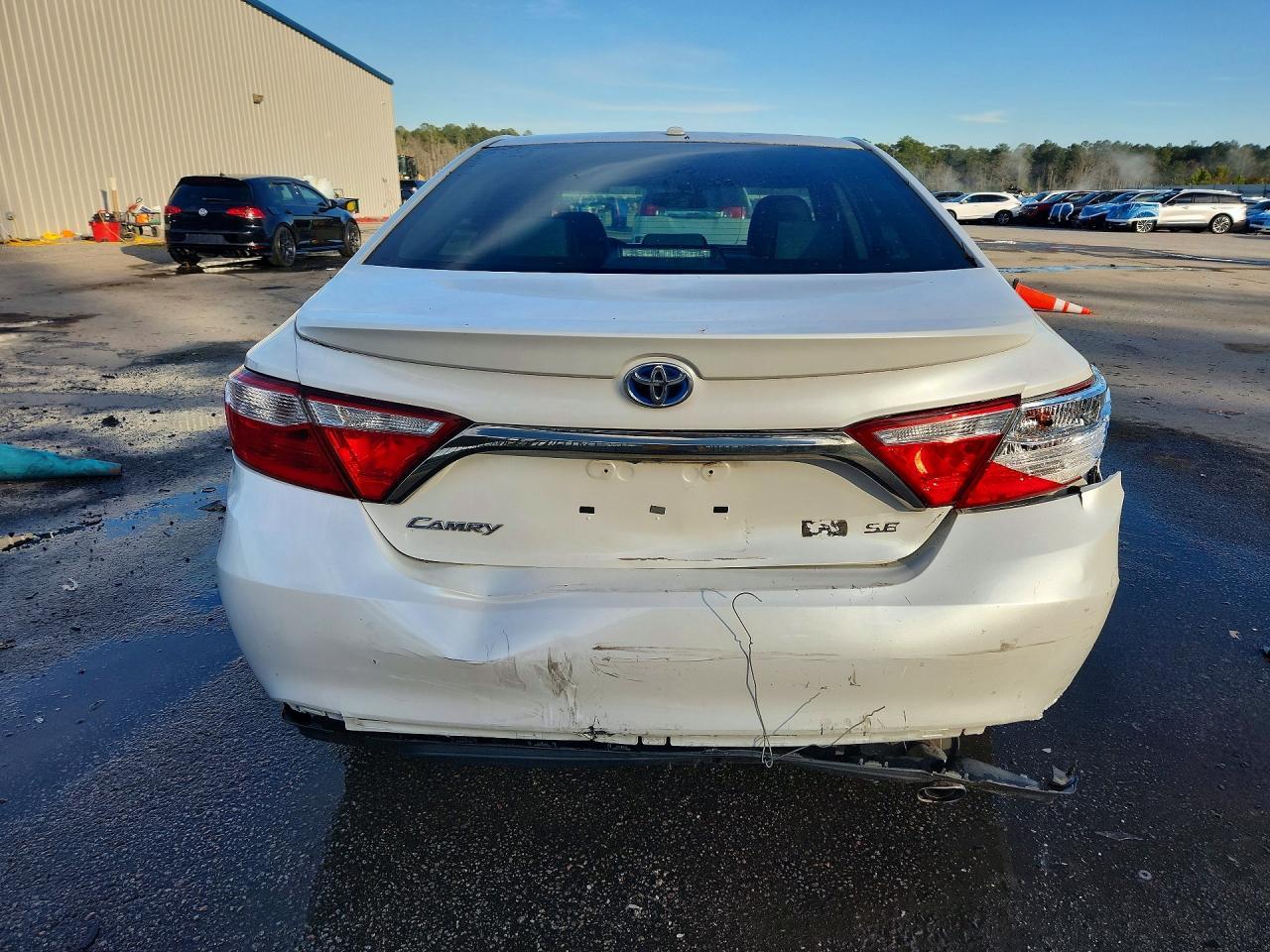 2016 Toyota Camry Hybrid - Фото 6
