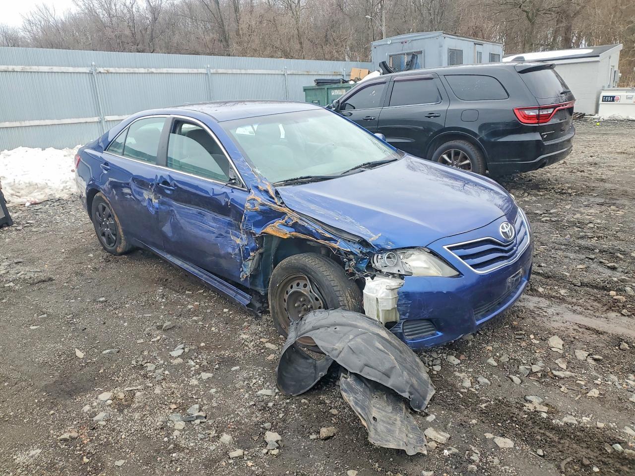 2010 Toyota Camry Le - Фото 4