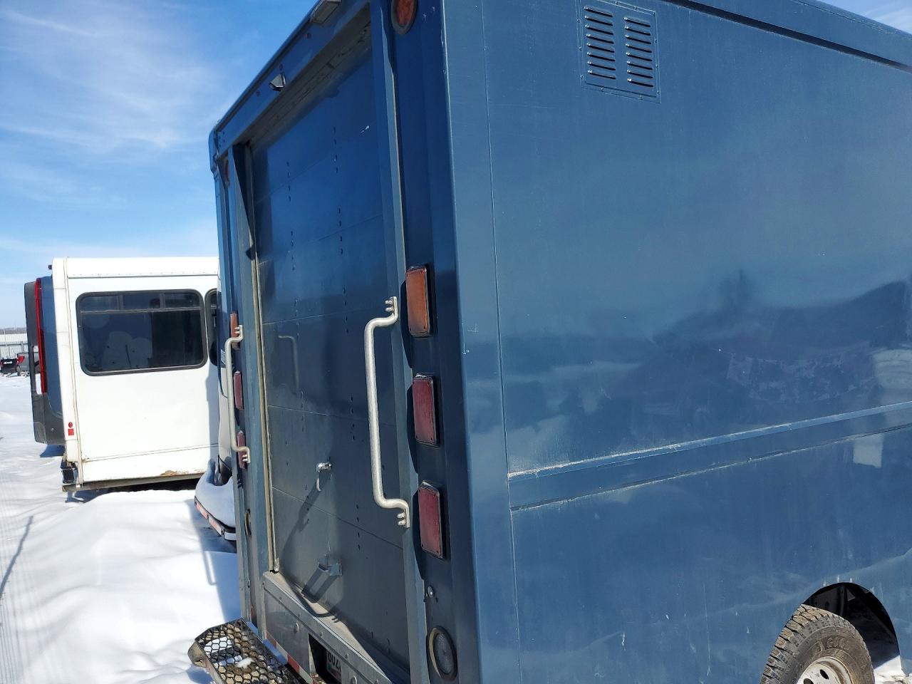 2022 Ram Promaster 3500 Delivery Van - Фото 6