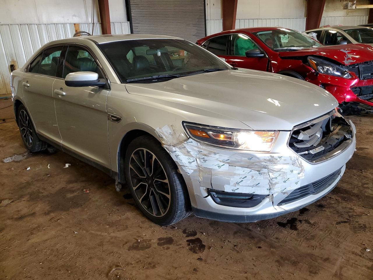 2019 Ford Taurus Sel - Image 4
