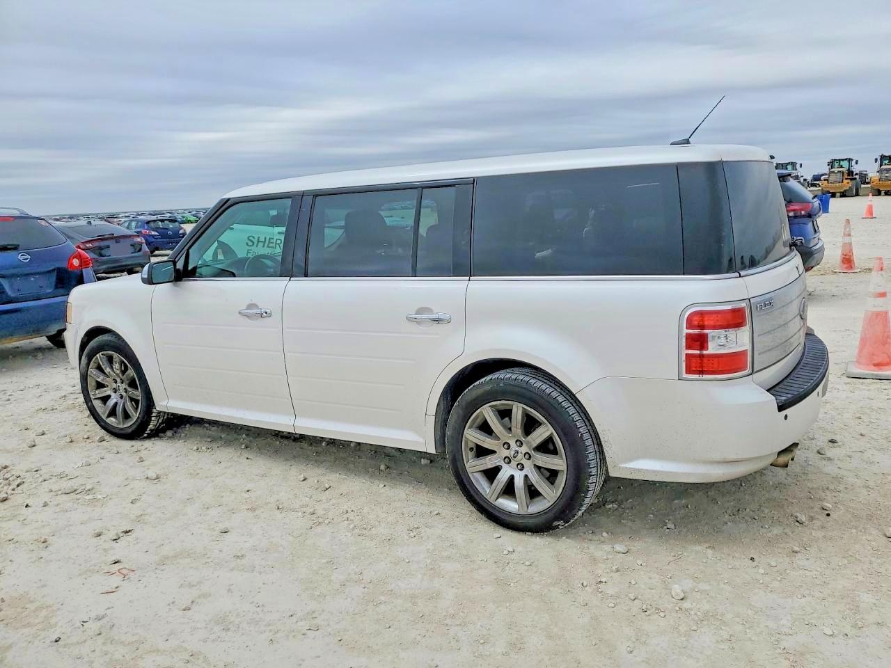 2009 Ford Flex Limited - Фото 2