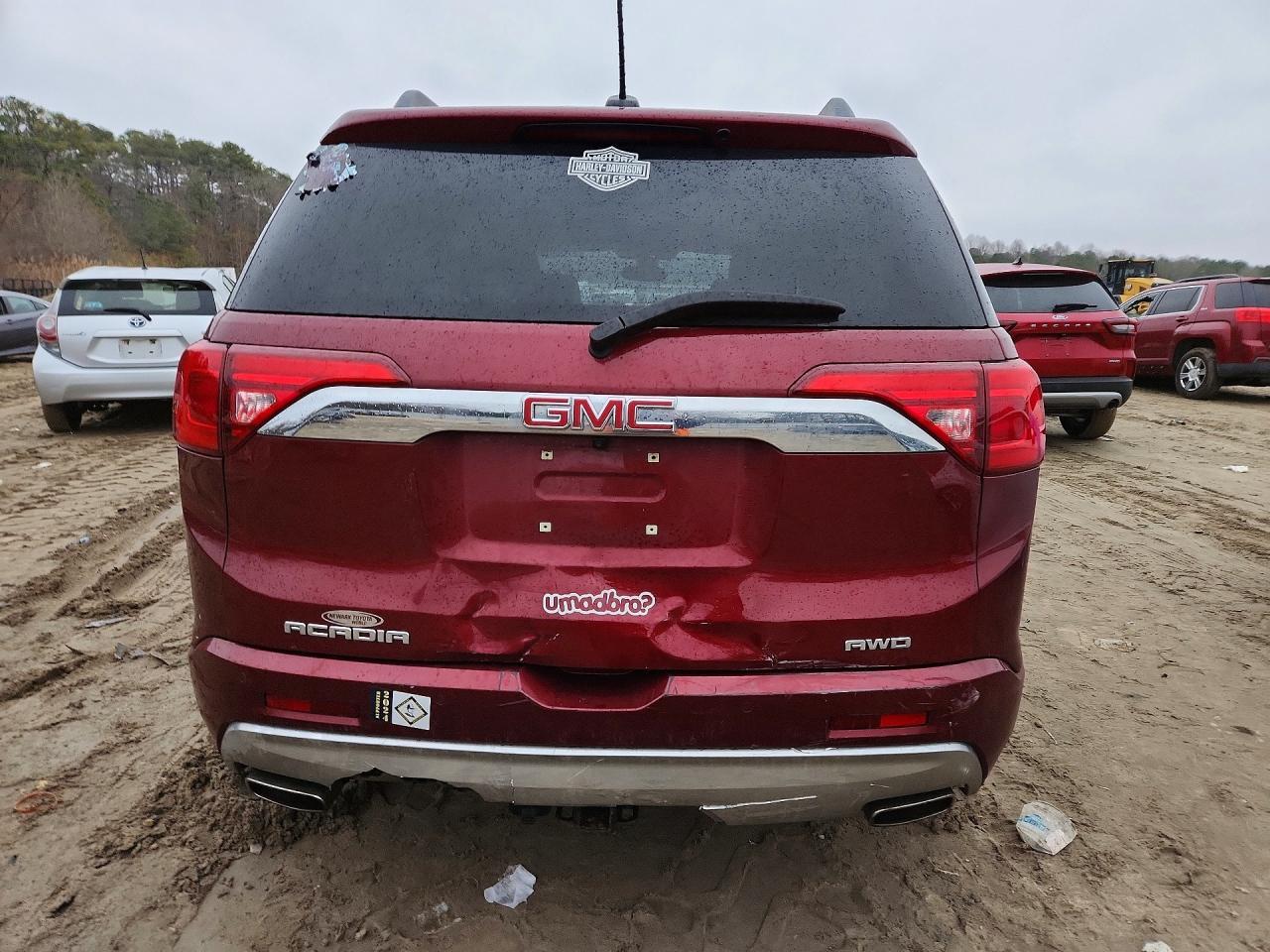 2017 GMC Acadia Denali - Image 6