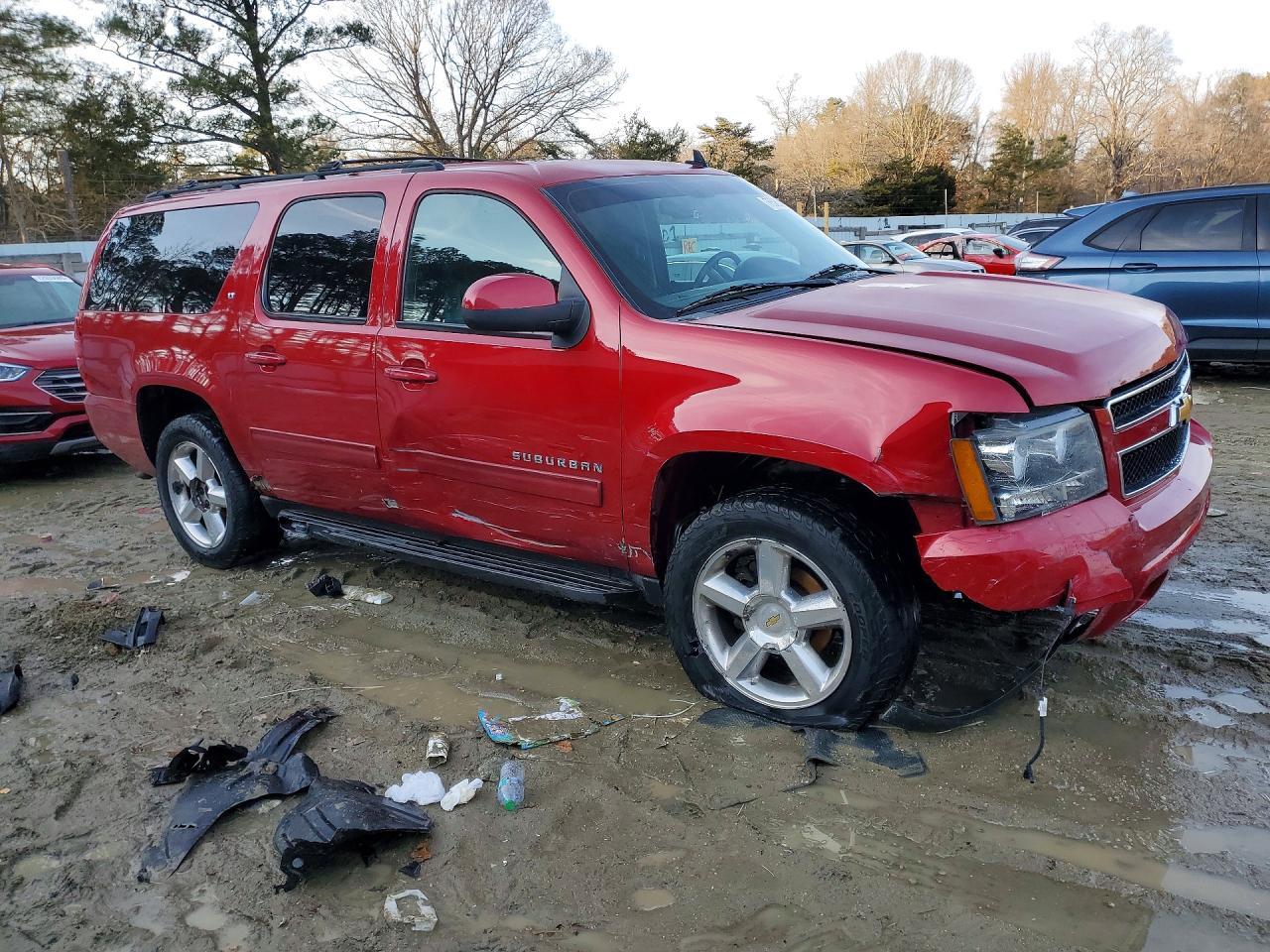 2013 Chevrolet Suburban K1500 Lt - Image 4