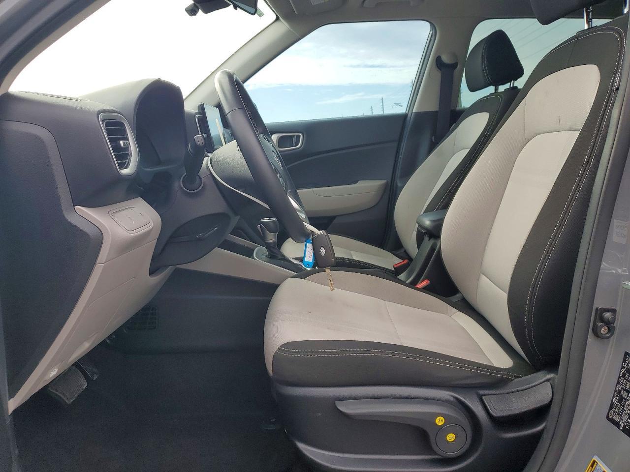 2023 Hyundai Venue Sel - Фото 7