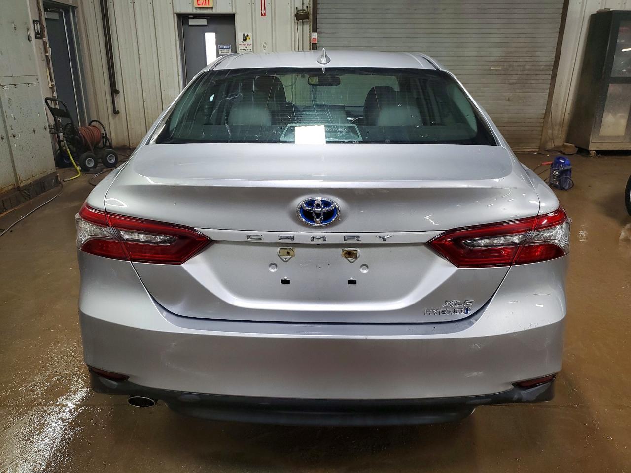 2022 Toyota Camry Xle - Фото 6