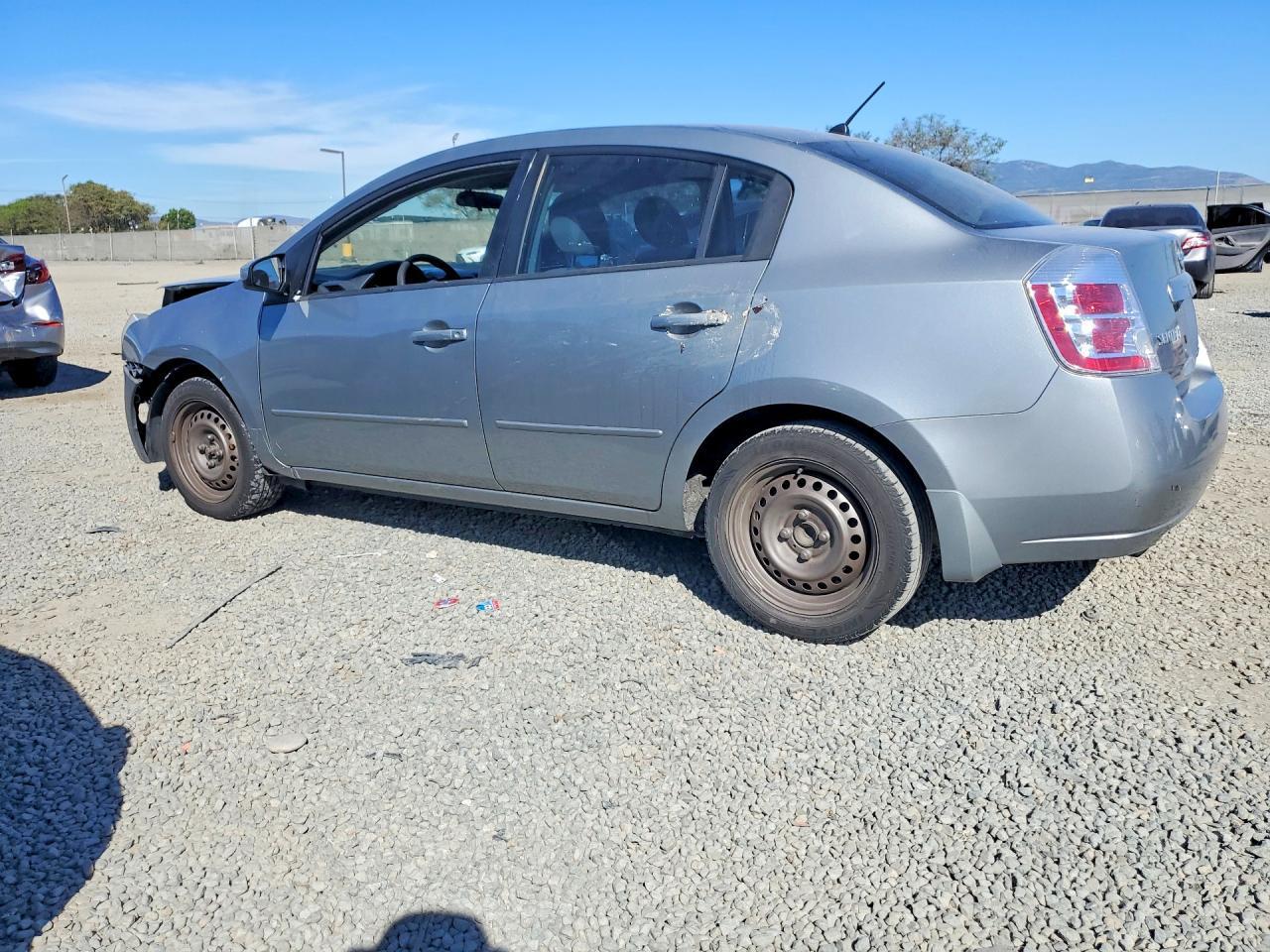 2008 Nissan Sentra 2.0 - Image 2