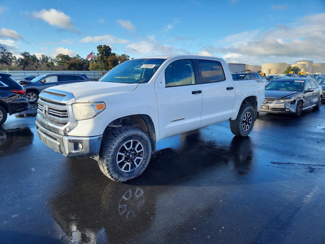 2016 Toyota Tundra Crewmax Sr5